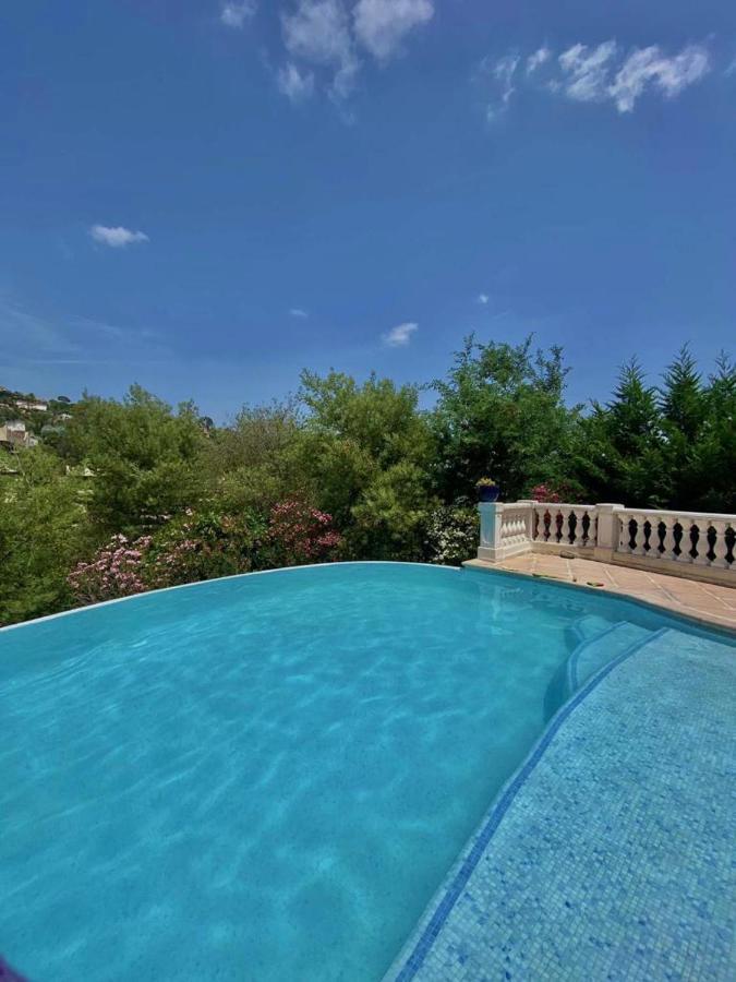 Appartement En Rez De Villa Beausite Mandelieu La Napoule Bagian luar foto