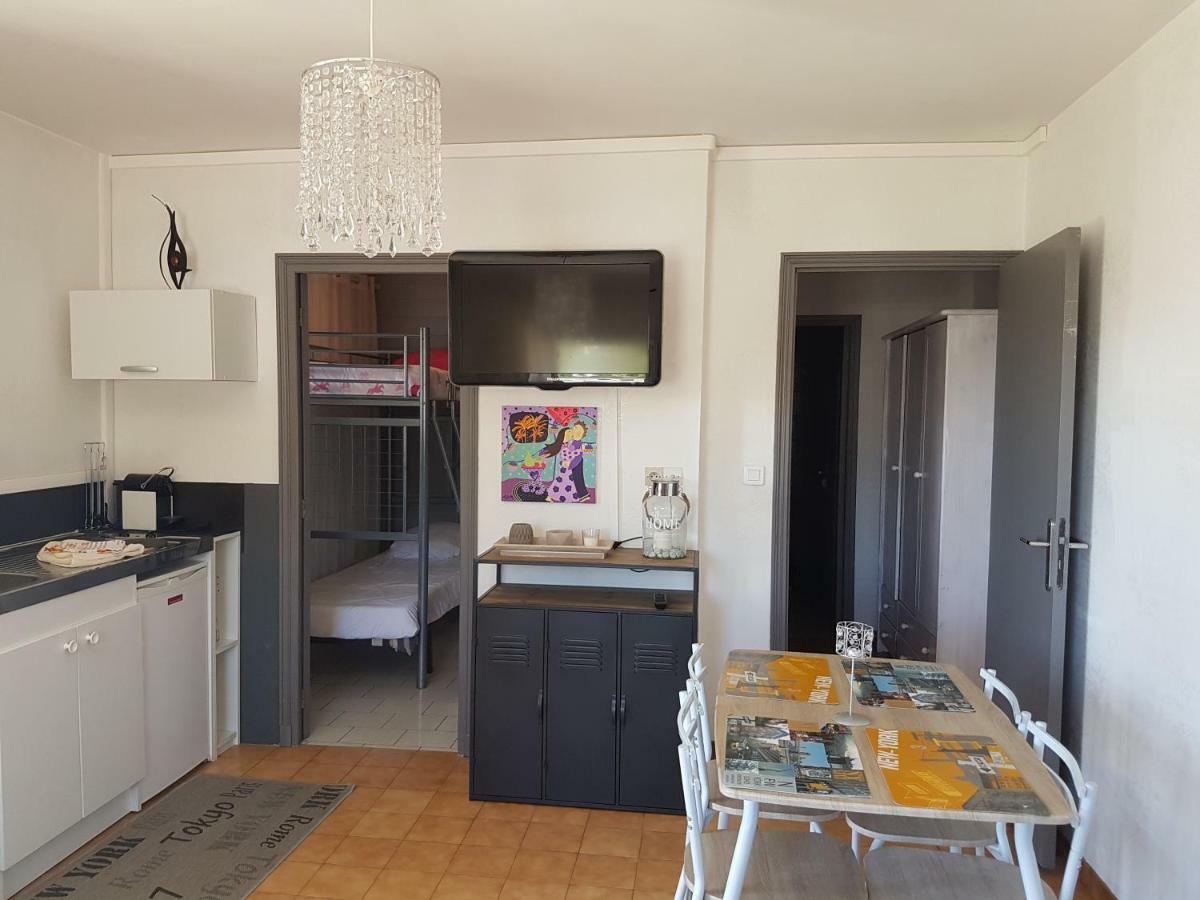 Appartement En Rez De Villa Beausite Mandelieu La Napoule Bagian luar foto